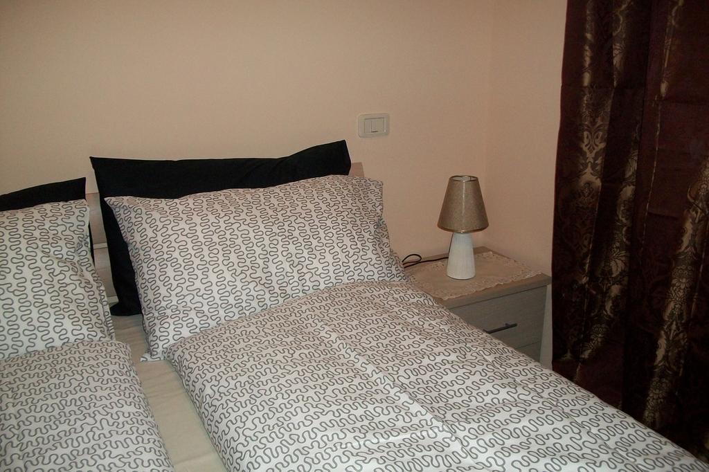 Residenza Porte Vecchie Apartment ริวาเดลการ์ดา ภายนอก รูปภาพ
