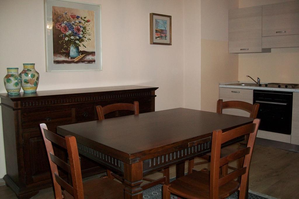 Residenza Porte Vecchie Apartment ริวาเดลการ์ดา ภายนอก รูปภาพ